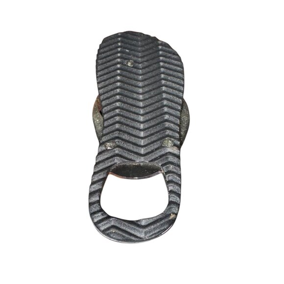 Flip-Flop Inspired Metal Bottle Opener With Glitter Straps - Picture 7 of 7